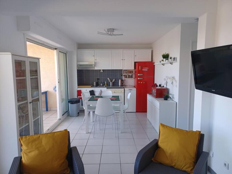 Plain-Pied, Terrasse, Piscine, Pleine Vue Mer, Plage A 6' A Pied, Parking, Wifi Fleury  Exterior foto